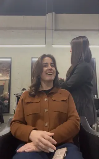 ミディアム ヘアアレンジ Lisa 海外風スパイラルのヘアスタイル