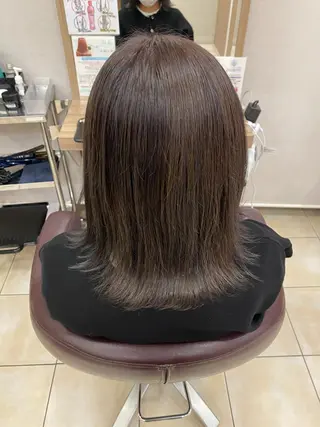 セミロング カラー ブリーチ🐰インナー ♡ハイライト♡綾🐰のヘアスタイル