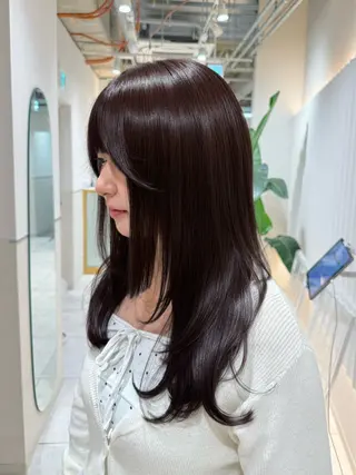 ロング カラー ラベンダー💜 グレージュ🩶のヘアスタイル