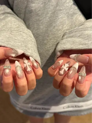 ネイル 彩 名のネイルデザイン