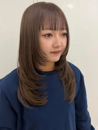 ロング リコ ハッシュカット 韓国レイヤーのヘアスタイル