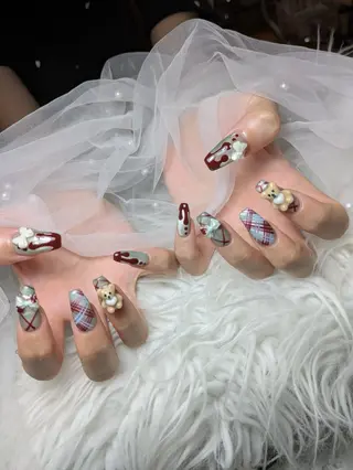 ネイル Queen Nail 柏店 クイーンネイルのネイルデザイン