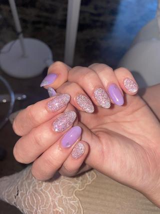ネイル ♱˖⁺ 𝒎𝒐𝒑𝒊 ⁺のネイルデザイン