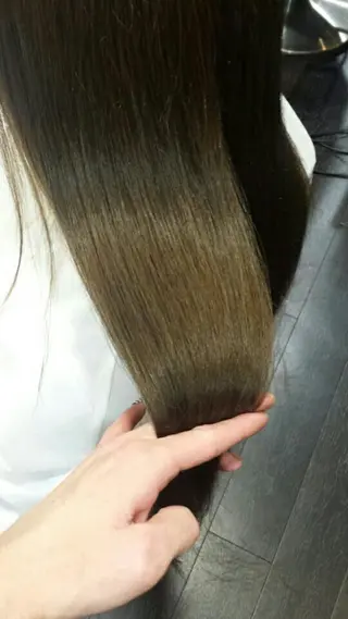 カラー ロング 辻 竜也　のヘアスタイル