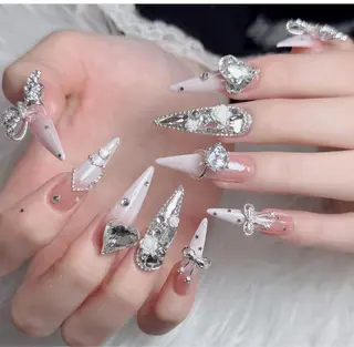 ネイル Lenie Nail Salonのネイルデザイン