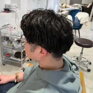 パーマ メンズ 柳樂 響のヘアスタイル