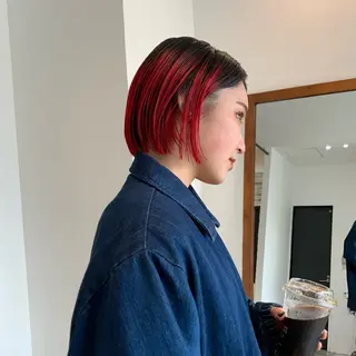 ショート カラー 的場 莉音のヘアスタイル