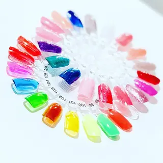 ネイル tiarynail K K🐼のネイルデザイン