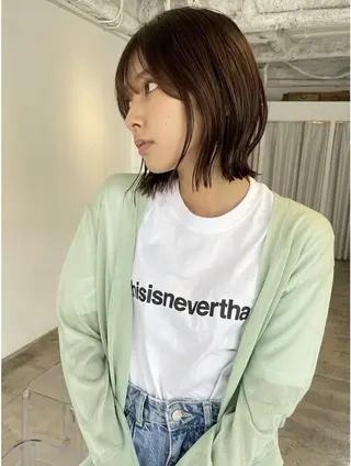 ミディアム 寄主 洸雅のヘアスタイル