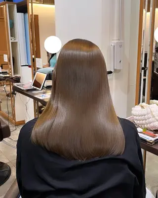 セミロング カラー mai @ma_____iiのヘアスタイル