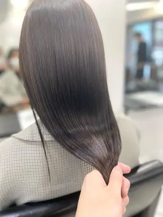 ロング カラー レイヤーカット 赤み消し　店長/大和のヘアスタイル