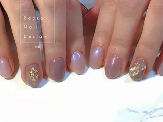 ミディアム ネイル Blowe ニュアンスのネイルデザイン