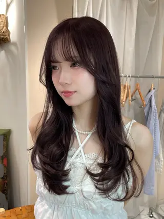 ロング 久我 彩音のヘアスタイル