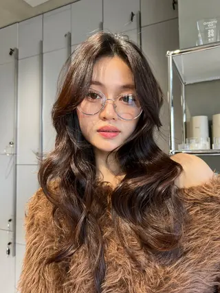 ロング ヘアアレンジ MINX momokaのヘアスタイル