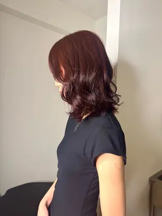 ミディアム カラー 大人な抜け感レイヤー remi🖤のヘアスタイル