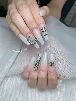 ネイル IRO Nail Studioのネイルデザイン