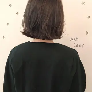 ミディアム カラー 市川 千夏のヘアスタイル