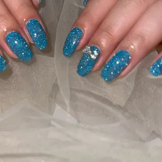 ネイル Sarina ⋆⭒˚ mavieのネイルデザイン