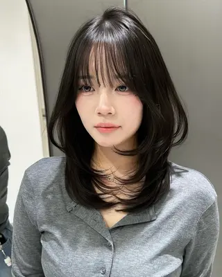 セミロング レイヤー特化 横浜 佐藤拳太のヘアスタイル