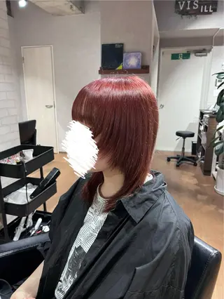 セミロング イリオモテ レナのヘアスタイル