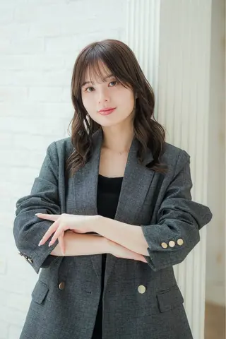 セミロング クボタ ホノカのヘアスタイル