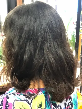 ミディアム カラー 石塚 浩のヘアスタイル
