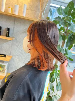 ショート カラー ハイトーンカラ ー/小川のヘアスタイル