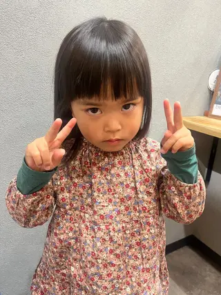 ミディアム カラー パーマ ヘアアレンジ メンズ キッズ ネイル マツエク・マツパ アイブロウ 久木原 ゆりのヘアスタイル