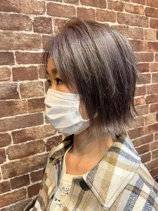 ショート カラー パーマ ヘアアレンジ メンズ キッズ ネイル マツエク・マツパ アイブロウ 久木原 ゆりのヘアスタイル