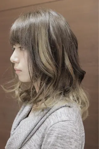 ミディアム カラー ヘアアレンジ 浅川 実行のヘアスタイル