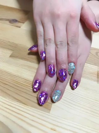 ネイル ARTEMIS 根本のネイルデザイン