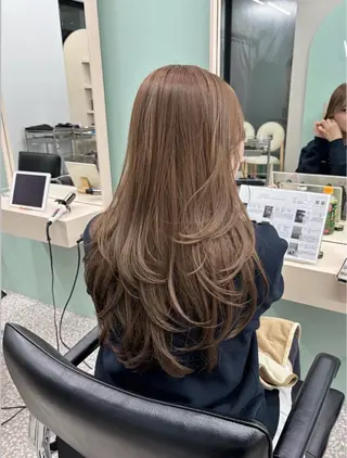 カラー IROW天神大名店 / 岩永真菜美のヘアスタイル