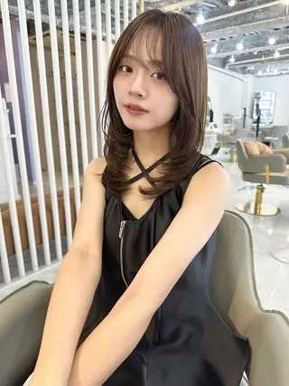 ミディアム 鎌倉 彩のヘアスタイル