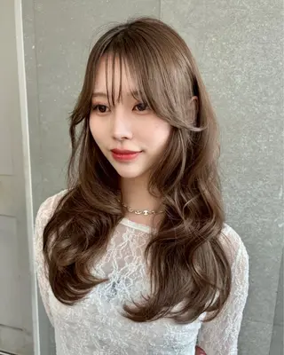 セミロング カラー 💎髪質改善💎 LondMeliaのヘアスタイル