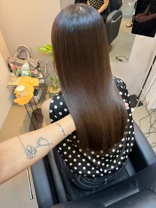 ロング 色落ちまで可愛い🧚 心斎橋hikaruのヘアスタイル