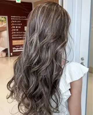 ロング カラー 🌟miyuki モデルさん大募集のマツエク・マツパデザイン