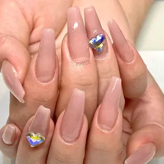ネイル VOGUE ×SWANのネイルデザイン