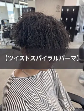 ミディアム パーマ メンズ 吉田 健吏のヘアスタイル