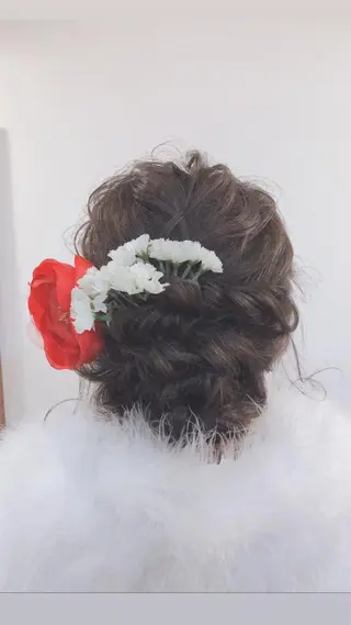 ミディアム ヘアアレンジ 塩崎 春香のヘアスタイル