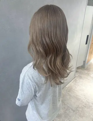 ロング カラー 唐澤 千尋のヘアスタイル