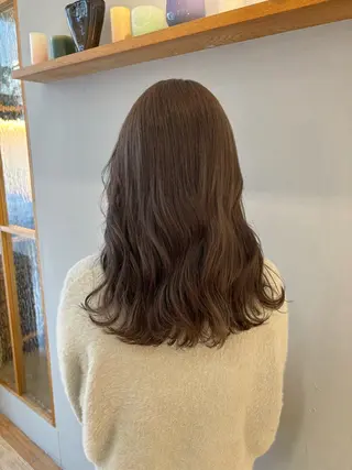 ミディアム カラー オリーブ/縮毛♡ Natsuno🩰のヘアスタイル