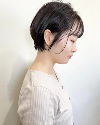ショート 柔らかな縮毛矯正 透明感カラー💫のヘアスタイル