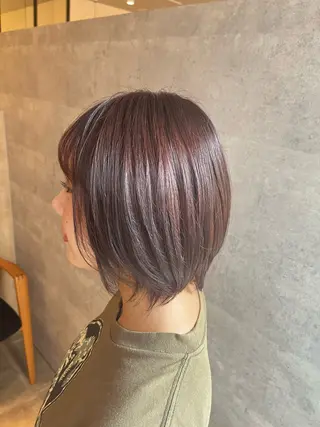 カラー MARIA / BRICKのヘアスタイル