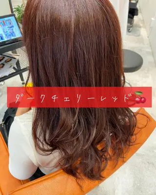 ミディアム カラー ウルフカット レイヤーカット上柿のヘアスタイル