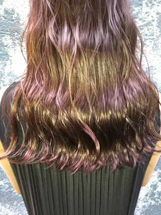 ロング カラー 松田 真央のヘアスタイル