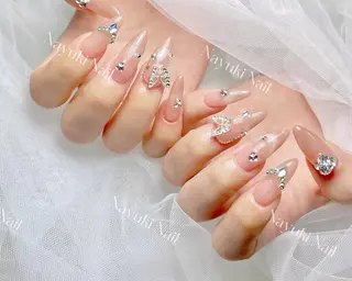 ネイル 🦋 Queenieのネイルデザイン