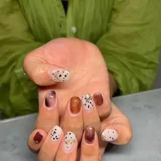 ネイル LAVISH 大和店 🤱子連れ大歓迎のネイルデザイン