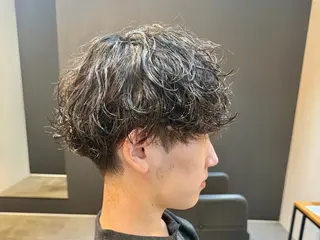 パーマ メンズ 内山 翔太のヘアスタイル