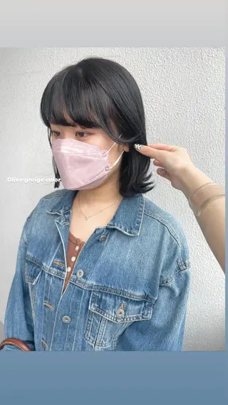 ミディアム カラー パーマ ヘアアレンジ メンズ キッズ ネイル マツエク・マツパ アイブロウ 透明感カラー・レイヤ ー🎀amika🎀のヘアスタイル