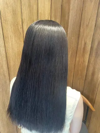 ロング 荒木 理緒のヘアスタイル